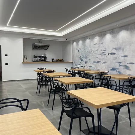 Otel Roccaregina