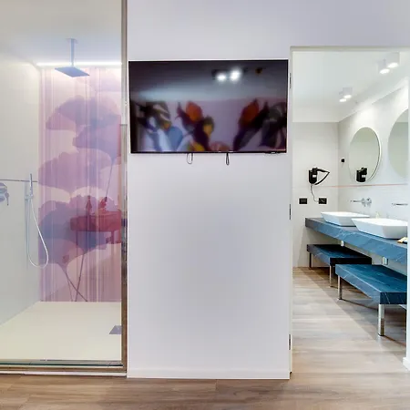Roccaregina Otel