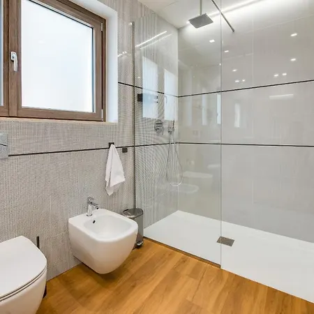 Roccaregina شاكا