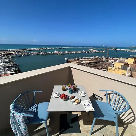 Roccaregina Hotel 3*