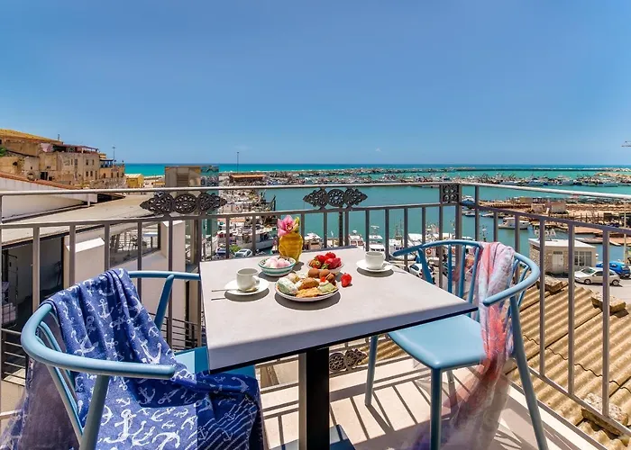 Roccaregina מלון שאקה