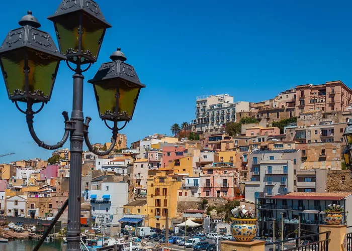 מלון Roccaregina