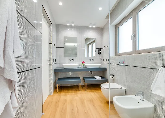 Roccaregina מלון 3*