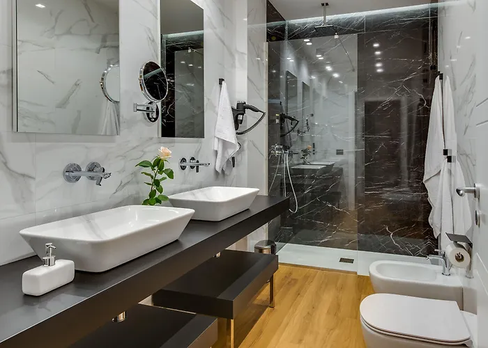 Roccaregina מלון